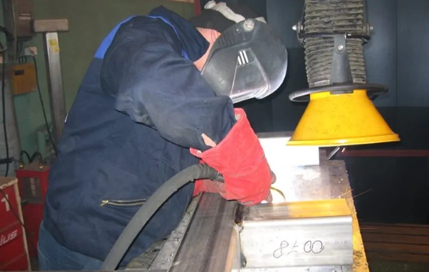 Foto de equipamento de aço de médio carbono